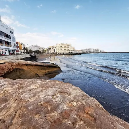 Home2book Cozy Beachfront Retreat In 아파트 엘메다노