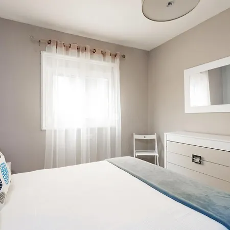 Home2book Beachfront 公寓