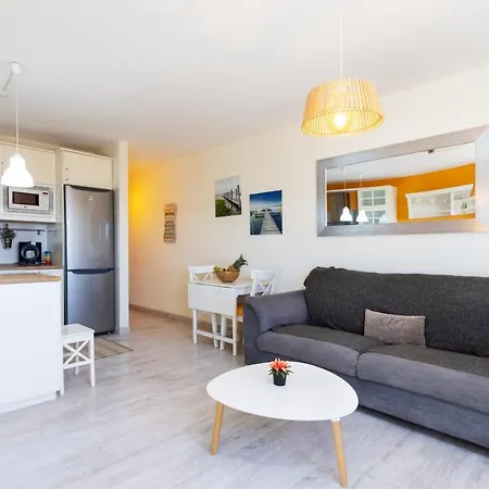 Home2book Beachfront * 厄尔梅达诺