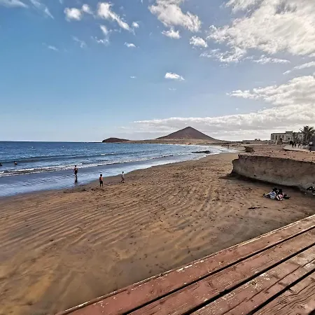 Home2book Beachfront Apartment